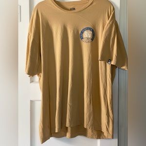 Men’s Salty Crew Premium Tee.